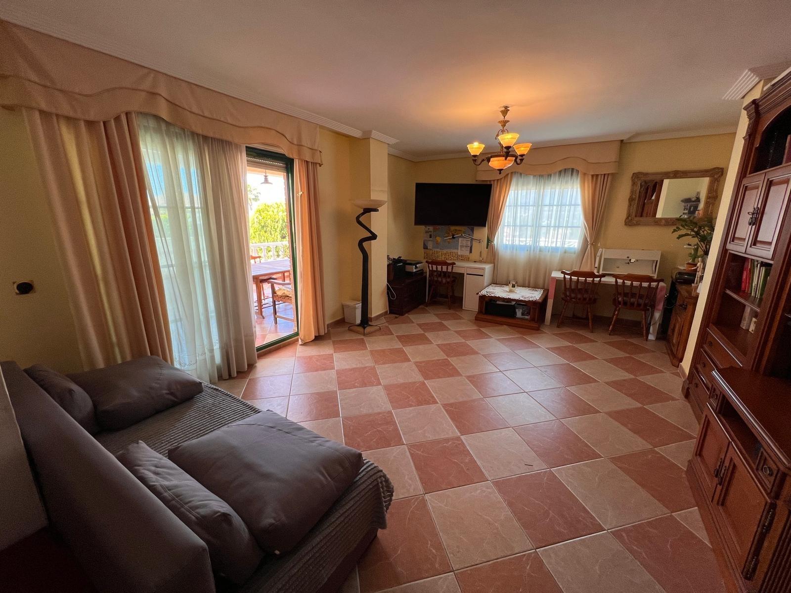 Villa en Benidorm, Alicante, España 480 m2 No. 165487