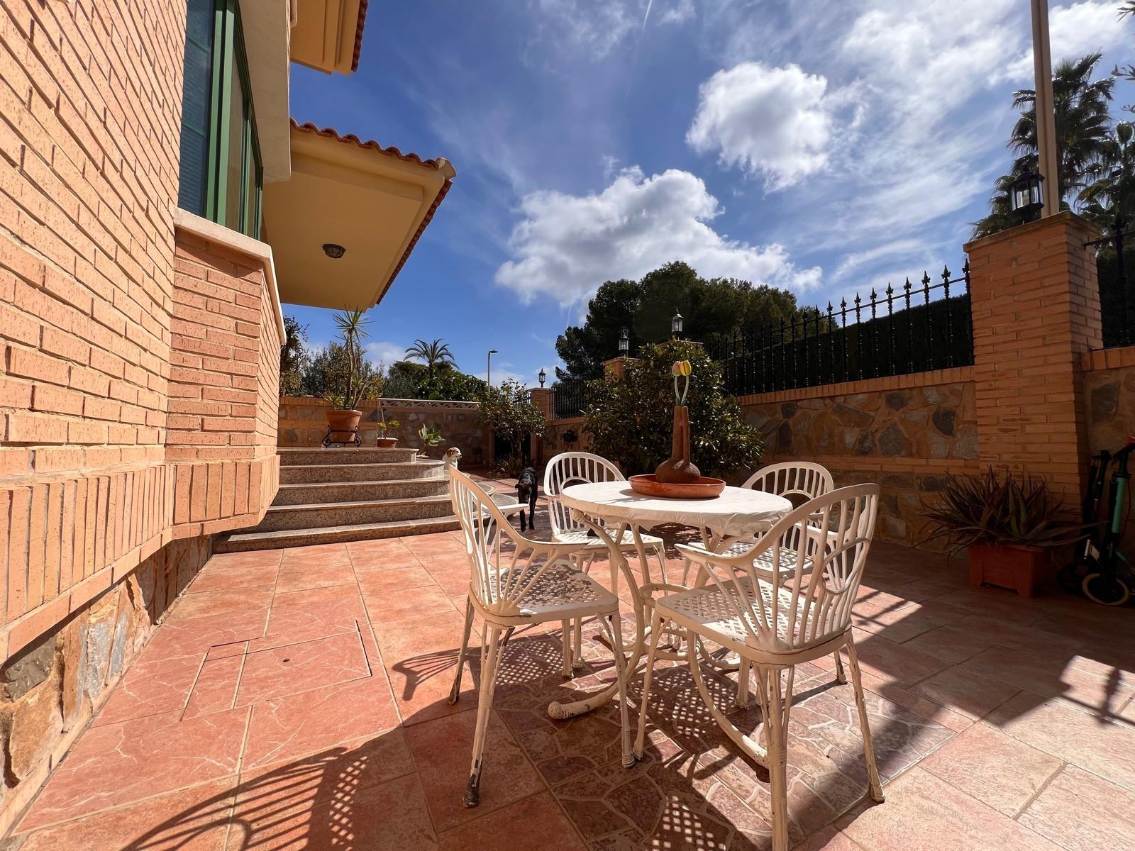 Villa en Benidorm, Alicante, España 480 m2 No. 165487