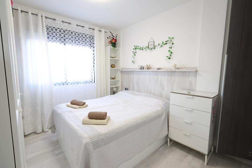 Bungalow i La Zenia, Alicante, Spanien 2 sovrum, 73 kvm. Nr. 189378
