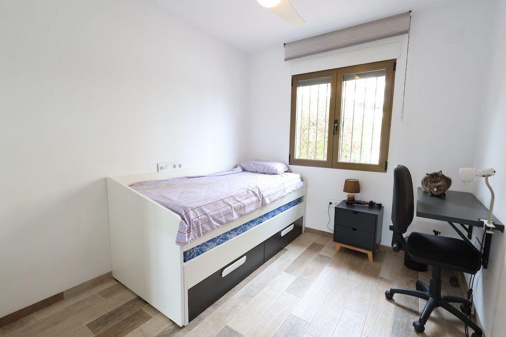 Townhouse in Alicante, Spain 4 bedrooms, 100 sq.m. No. 189382