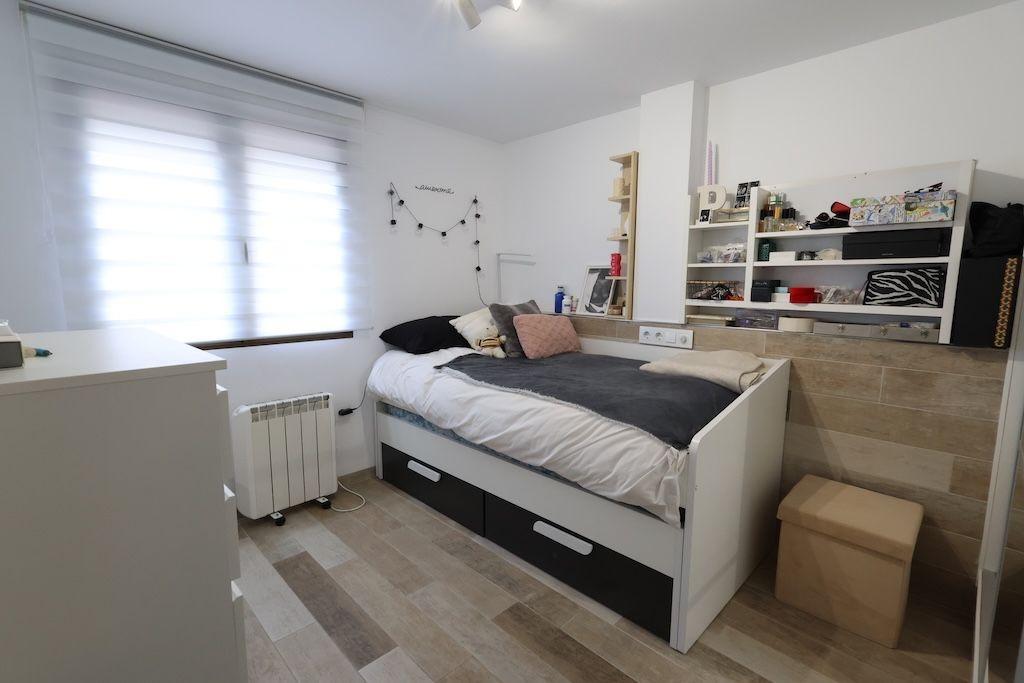 Townhouse in Alicante, Spain 4 bedrooms, 100 sq.m. No. 189382