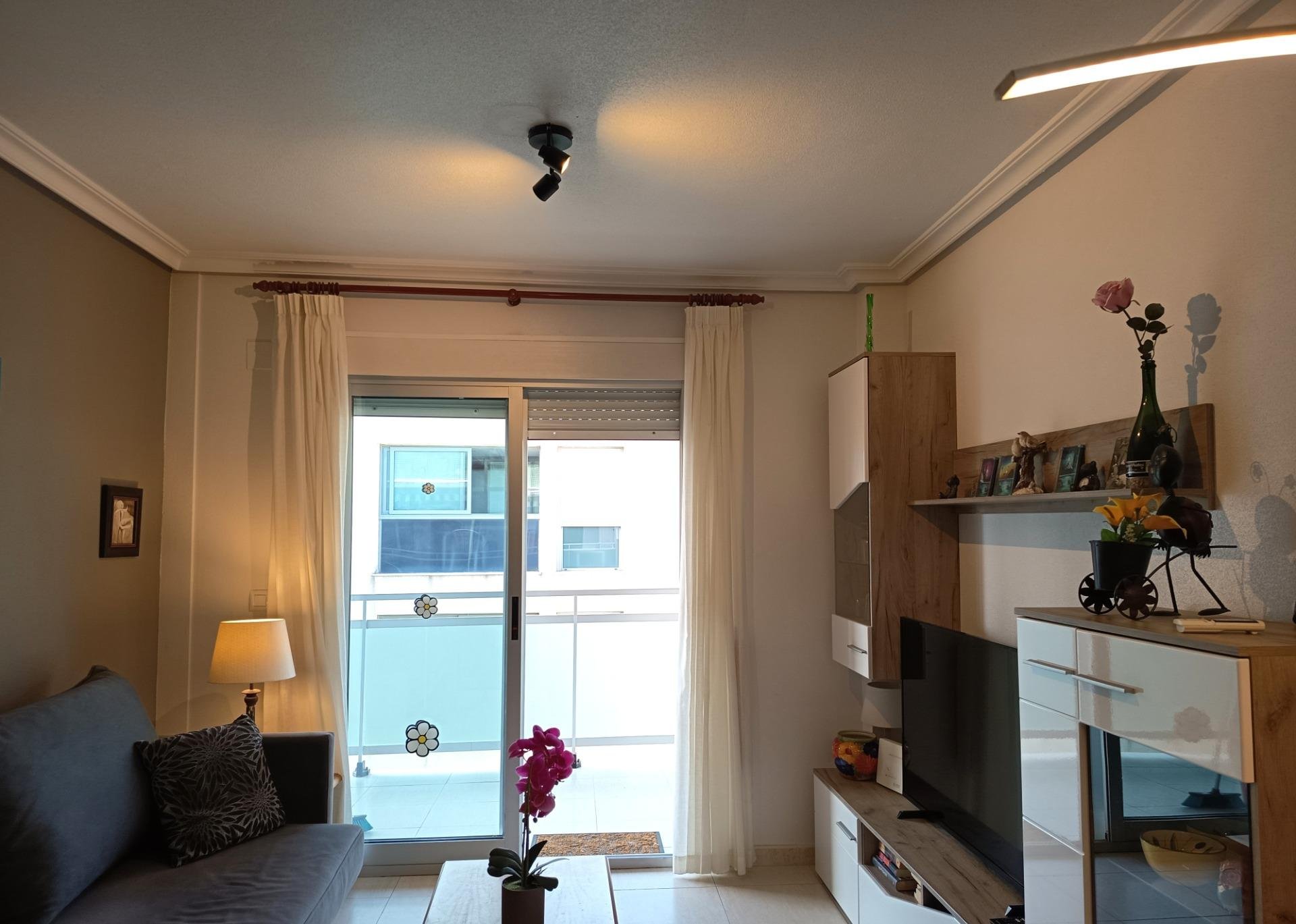 Apartment in Cabo Roig, Alicante, Spain 2 bedrooms, 70 sq.m. No. 189383