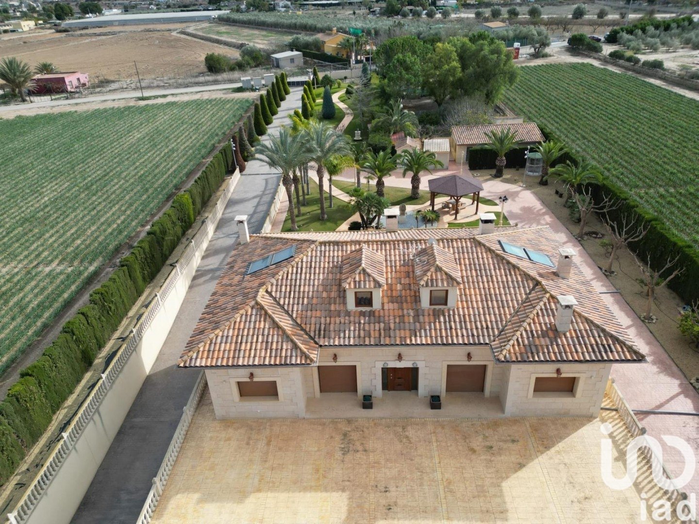 House à Aspe, Alicante, Espagne 5 chambres, 583 m2 No. 153123