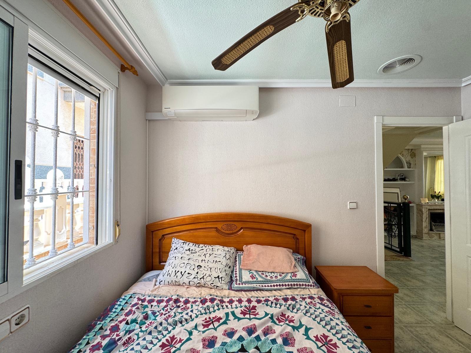 Townhouse in Guardamar del Segura, Alicante, Spanien 3 Schlafzimmer, 91 m2 Nr. 191632