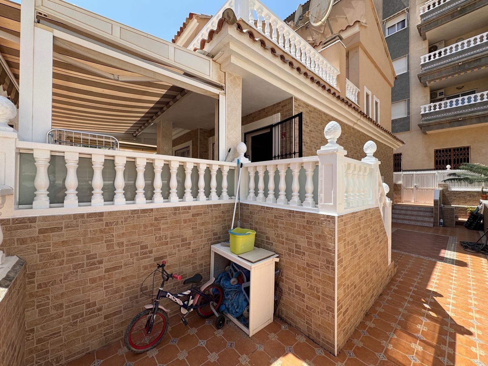 Townhouse in Guardamar del Segura, Alicante, Spanien 3 Schlafzimmer, 91 m2 Nr. 191632