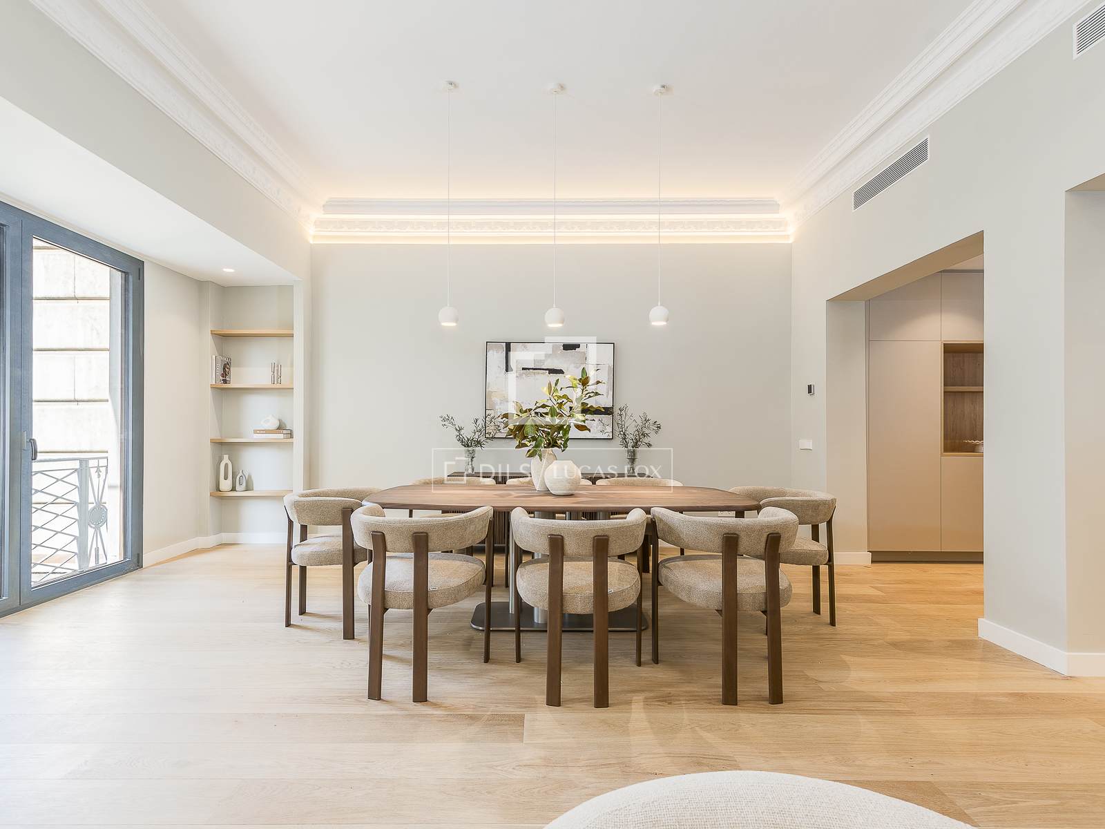 Apartamento en Barcelona, España 5 dormitorios, 223 m2 No. 161418