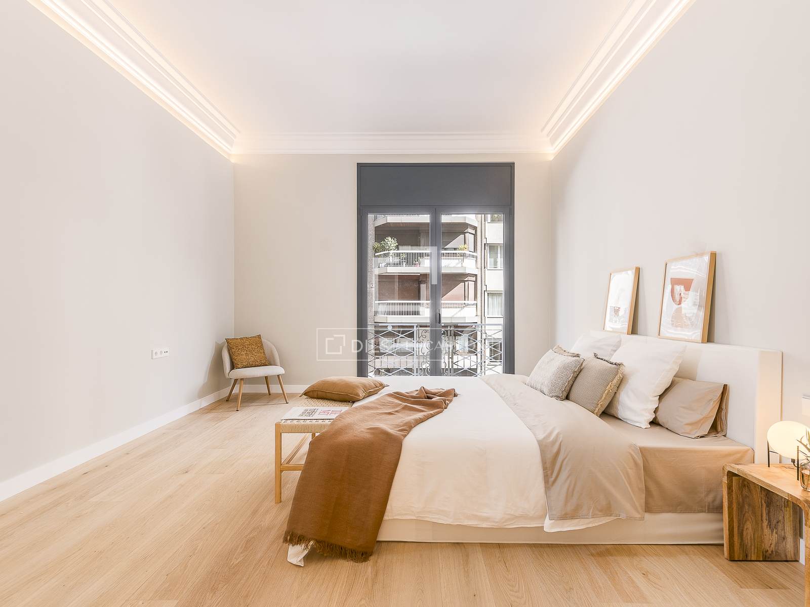 Apartamento en Barcelona, España 5 dormitorios, 223 m2 No. 161418