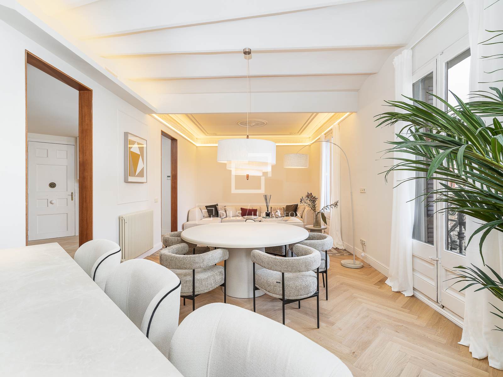 Apartment à Barcelona, Espagne 4 chambres, 183 m2 No. 161414