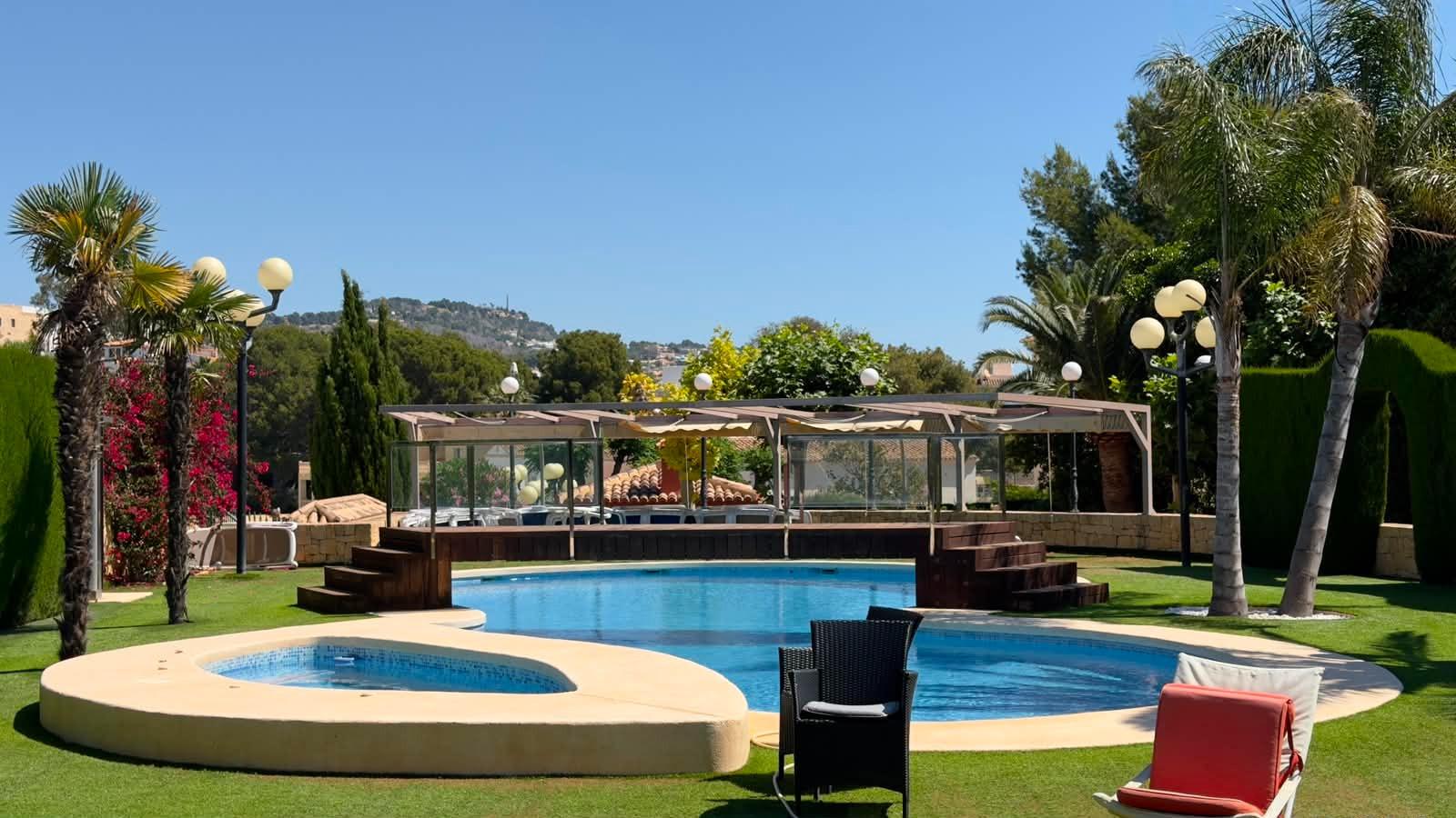 Villa in Calpe, Alicante, Spain 8 bedrooms, 1000 sq.m. No. 168357