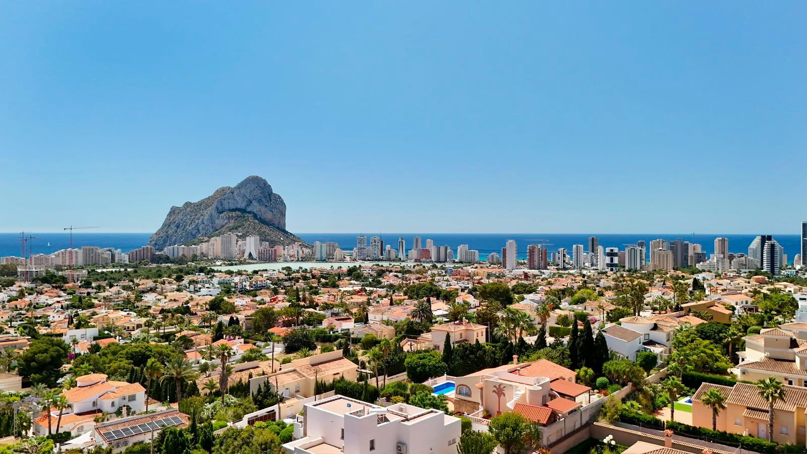 Villa in Calpe, Alicante, Spain 8 bedrooms, 1000 sq.m. No. 168357