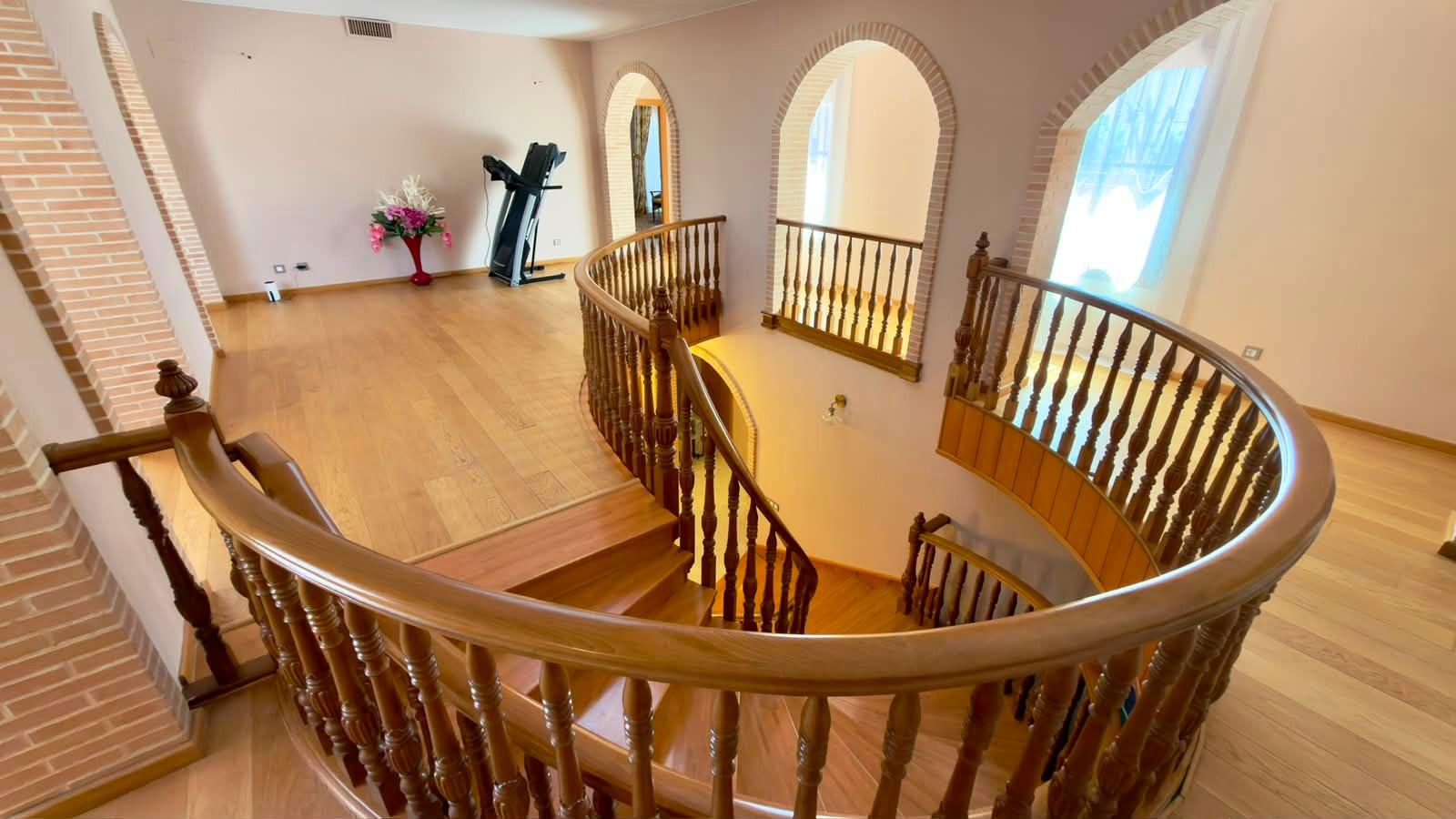 Villa in Calpe, Alicante, Spain 8 bedrooms, 1000 sq.m. No. 168357