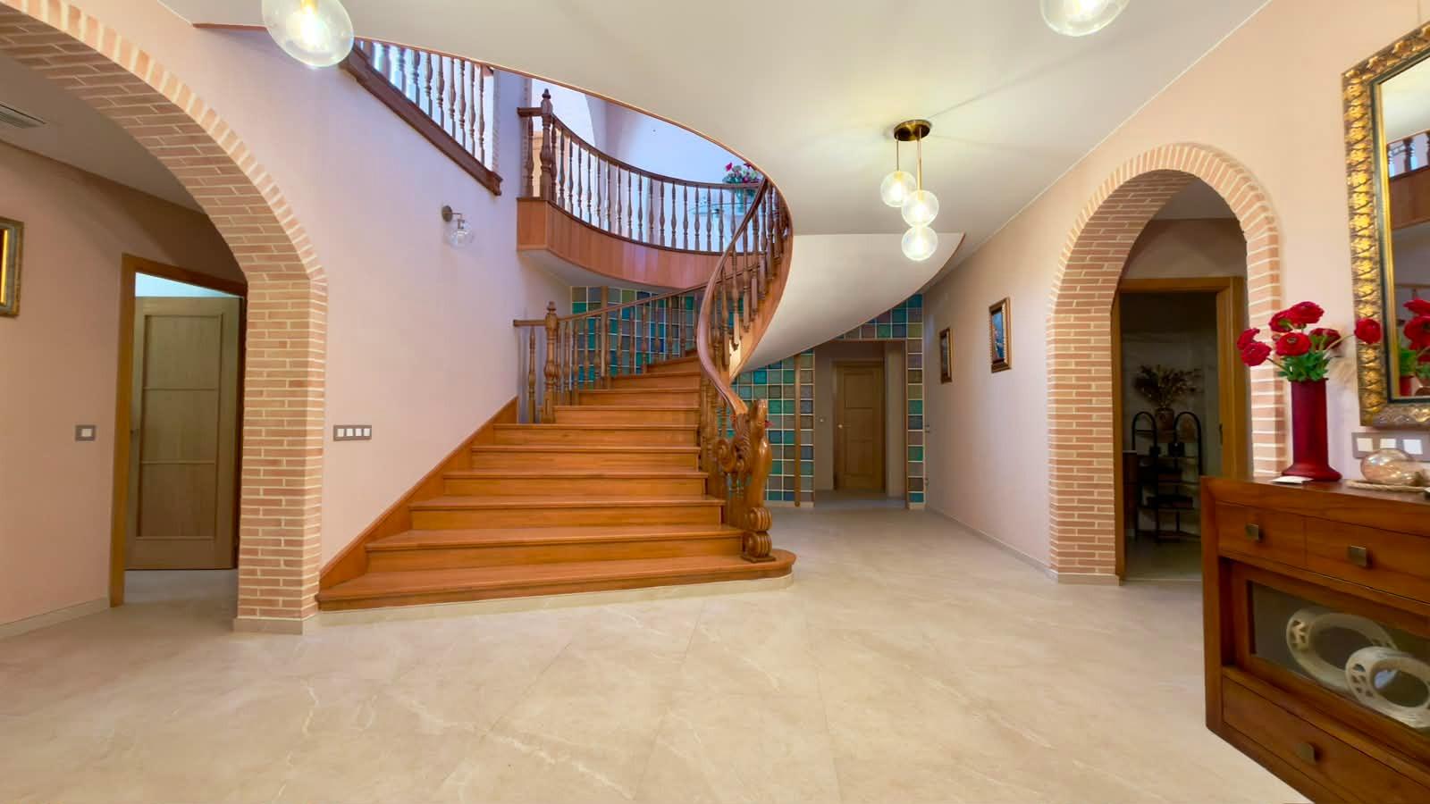 Villa in Calpe, Alicante, Spain 8 bedrooms, 1000 sq.m. No. 168357