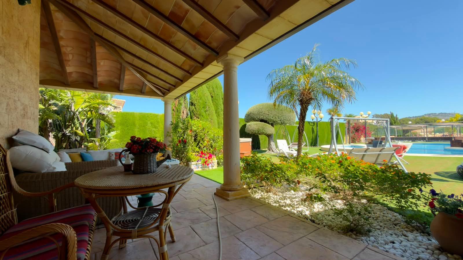 Villa in Calpe, Alicante, Spain 8 bedrooms, 1000 sq.m. No. 168357