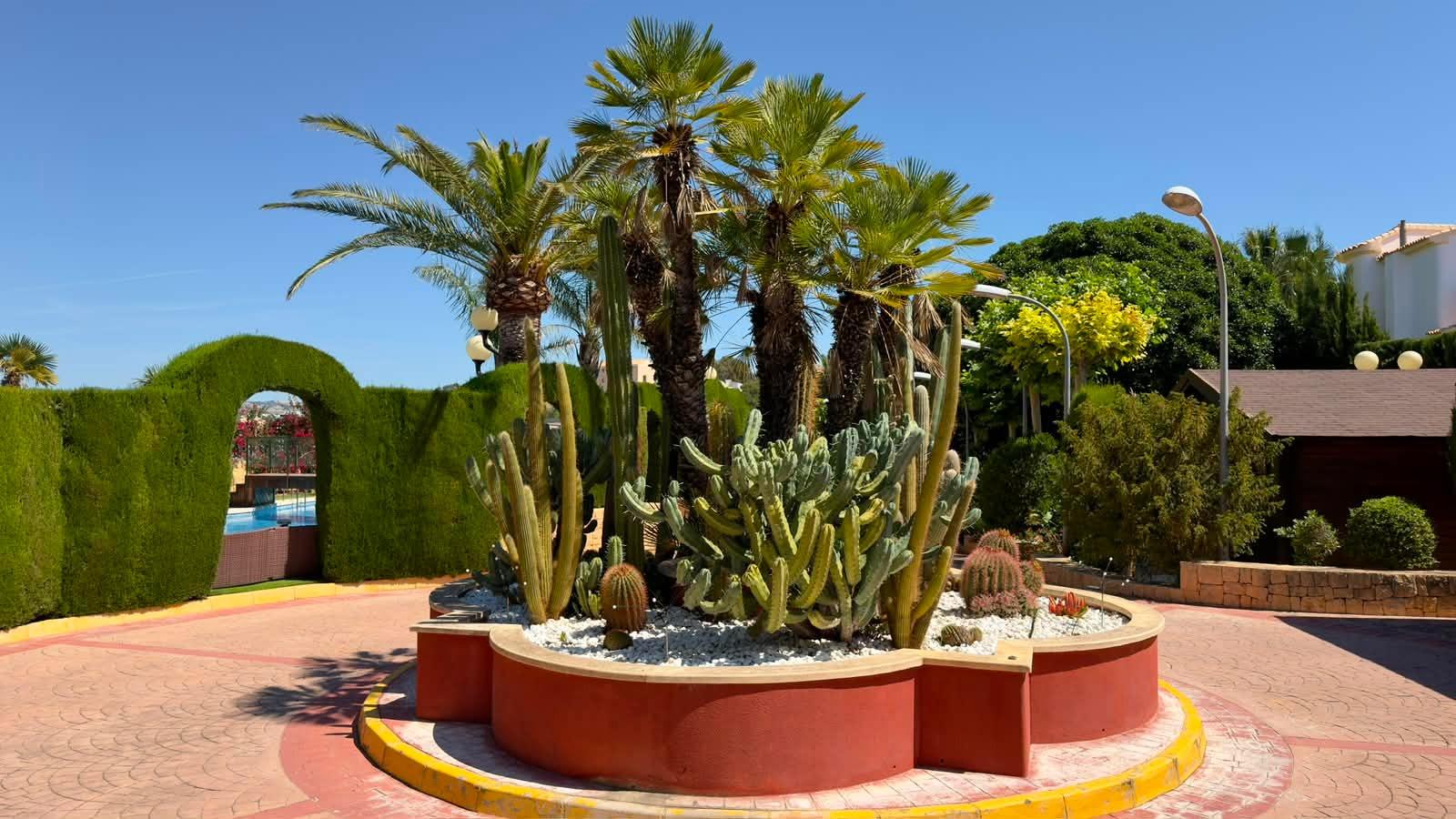 Villa in Calpe, Alicante, Spain 8 bedrooms, 1000 sq.m. No. 168357
