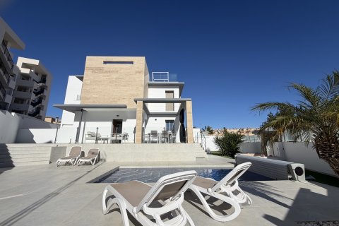 Villa Villamartin, Alicante, Spānijā 4 istabas, 148 m2 Nr. 155527