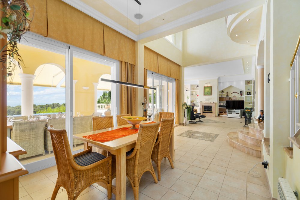 Villa in Bendinat, Mallorca, Spain 4 bedrooms, 344 sq.m. No. 103858