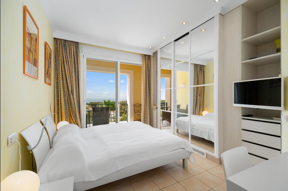 Villa in Bendinat, Mallorca, Spain 4 bedrooms, 344 sq.m. No. 103858