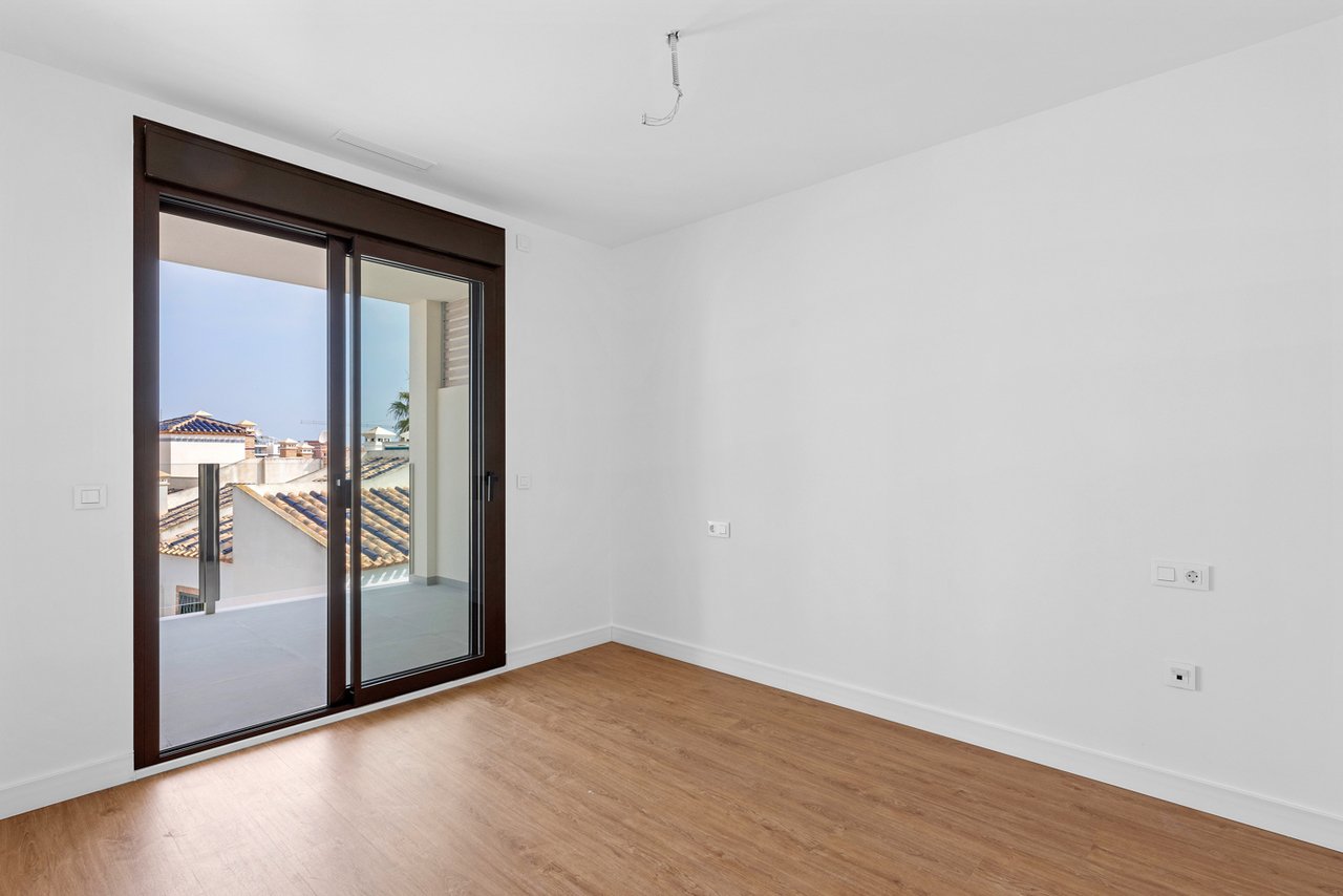 Apartment in Villamartin, Alicante, Spain 2 bedrooms, 80 sq.m. No. 146435