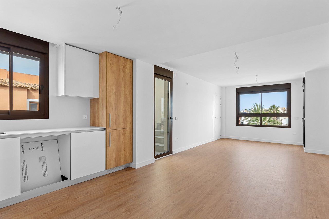 Apartment in Villamartin, Alicante, Spain 2 bedrooms, 80 sq.m. No. 146435