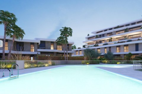 Appartamento a Estepona, Malaga, Spagna 3 camere da letto, 135 mq. N° 169455