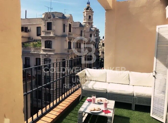 Penthouse in Madrid, Spain 1 bedroom, 110 sq.m. No. 160043