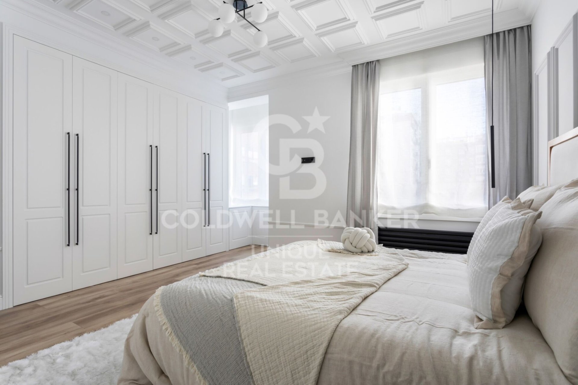 Квартира в Мадрид, Испания 4 спальни, 310м2 №160037