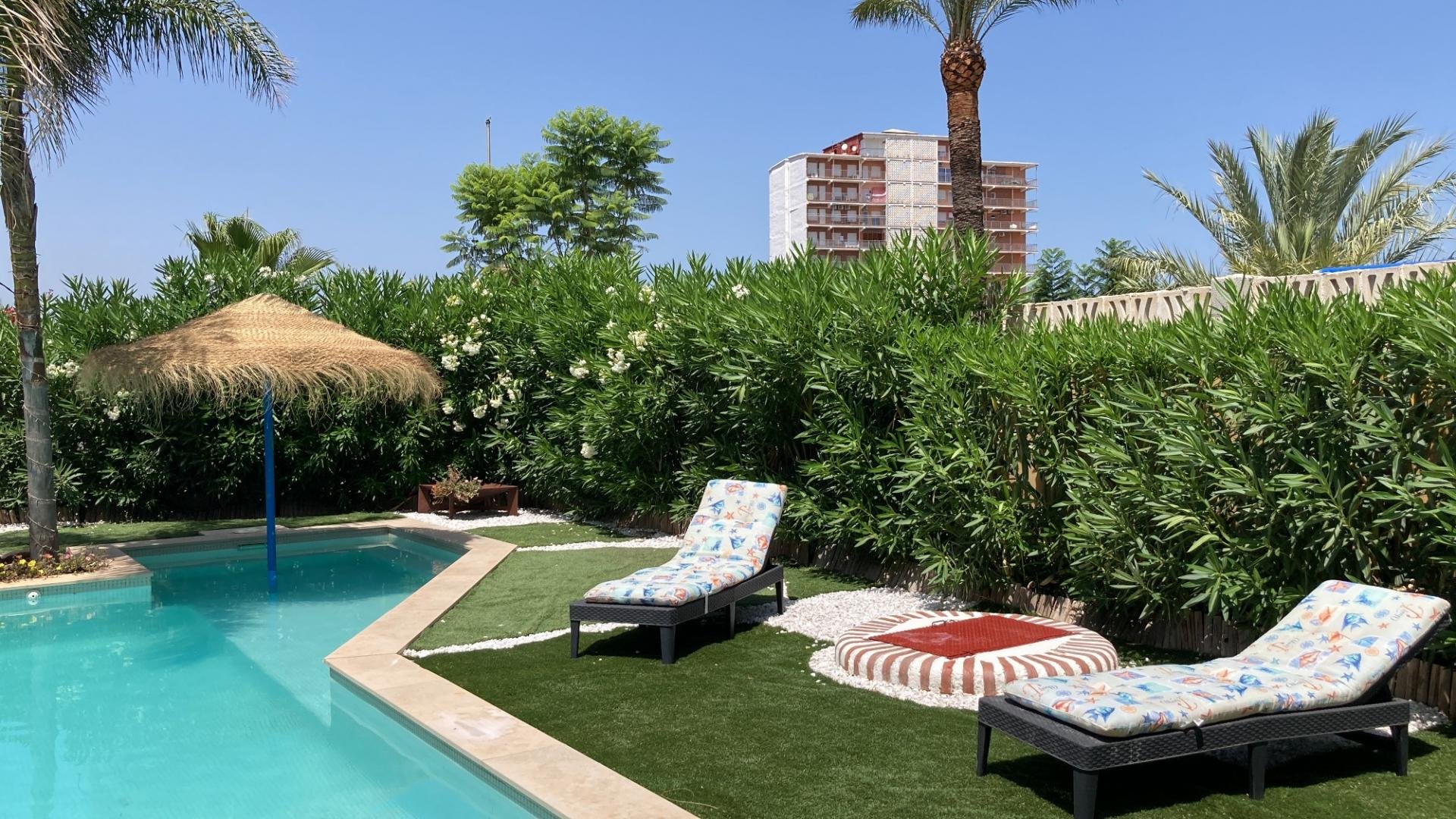 Huvila Denia, Alicante, Espanja 180 m2 No. 195331