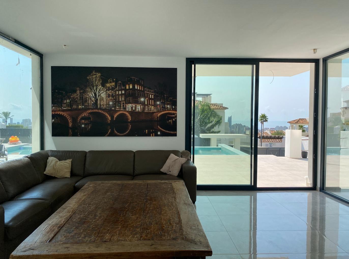 Villa a Finestrat, Alicante, Spagna 6 camere da letto, 500 mq. N° 165717