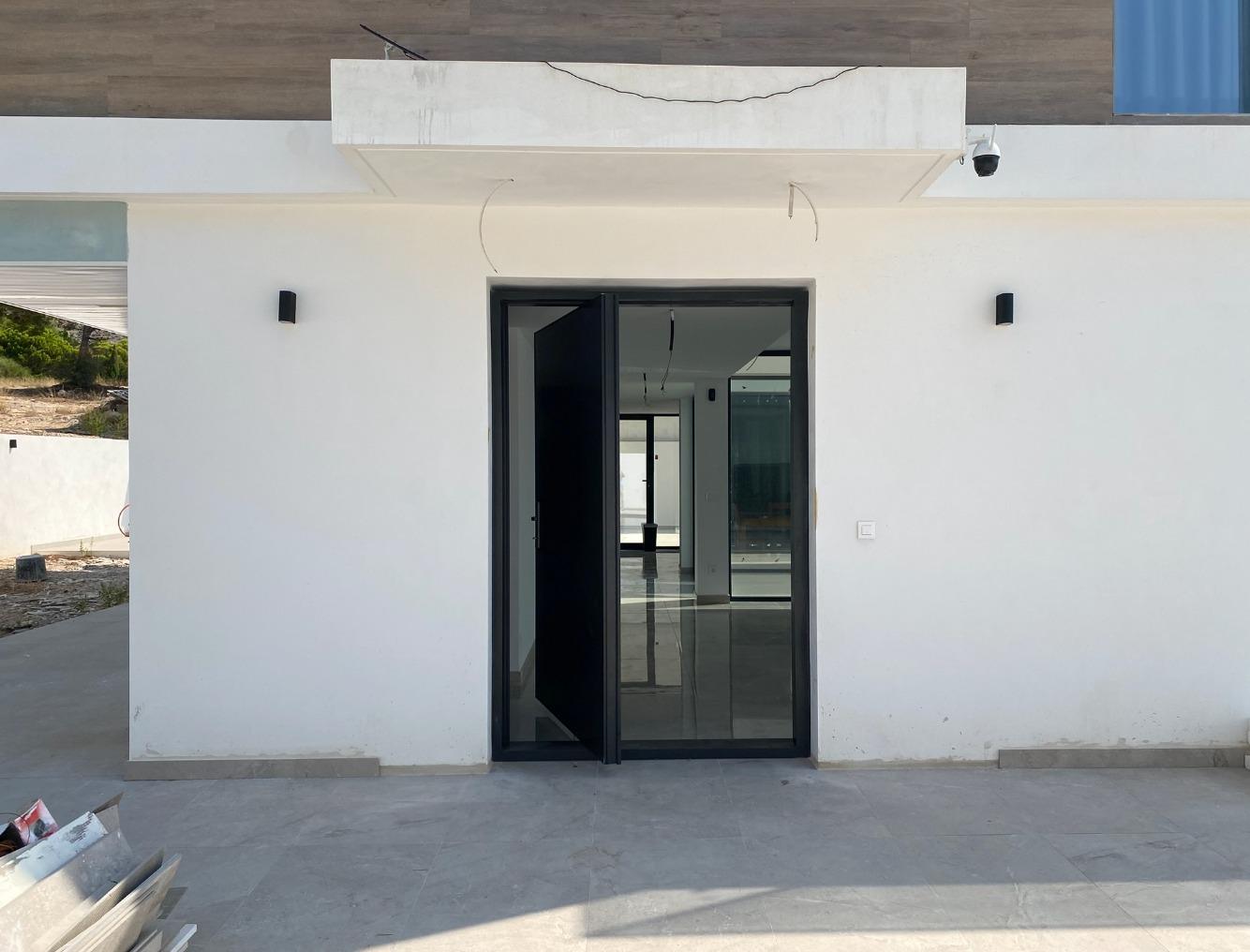 Villa a Finestrat, Alicante, Spagna 6 camere da letto, 500 mq. N° 165717