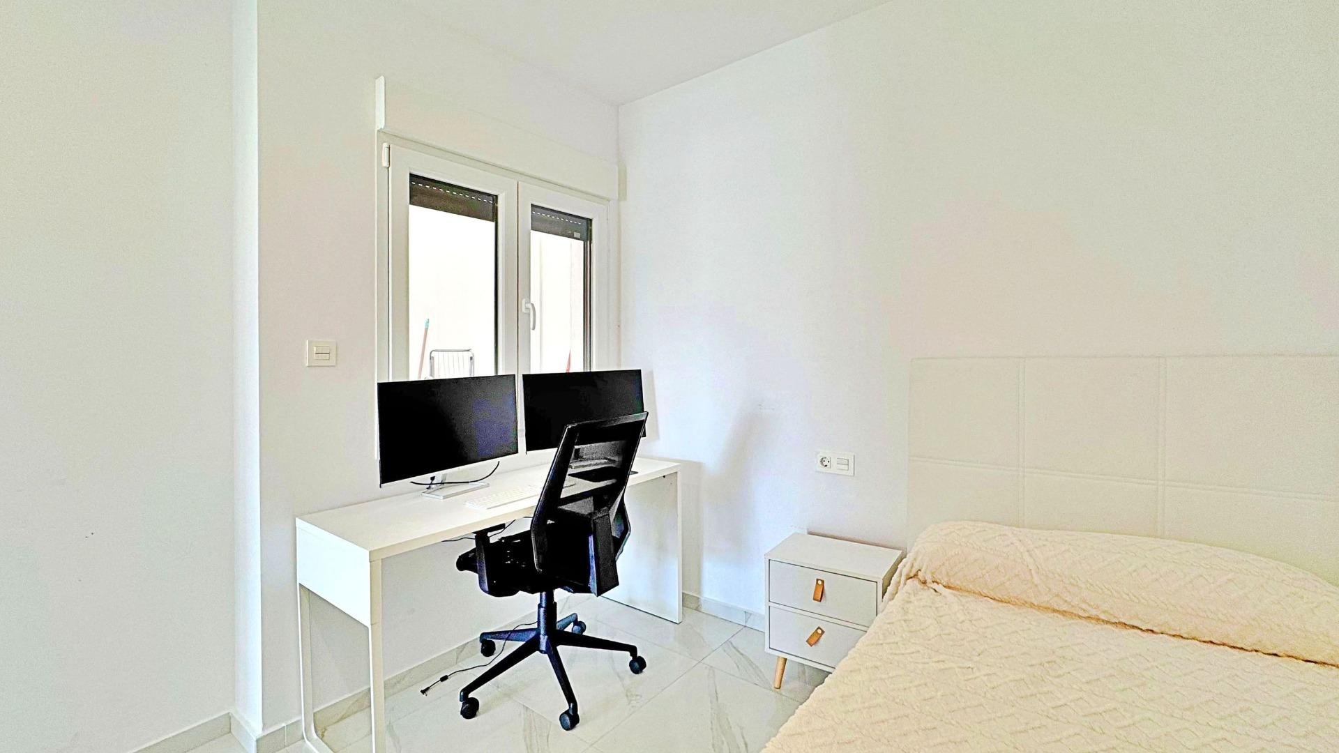 Bungalow i Torrevieja, Alicante, Spanien 3 sovrum, 113 kvm. Nr. 165713