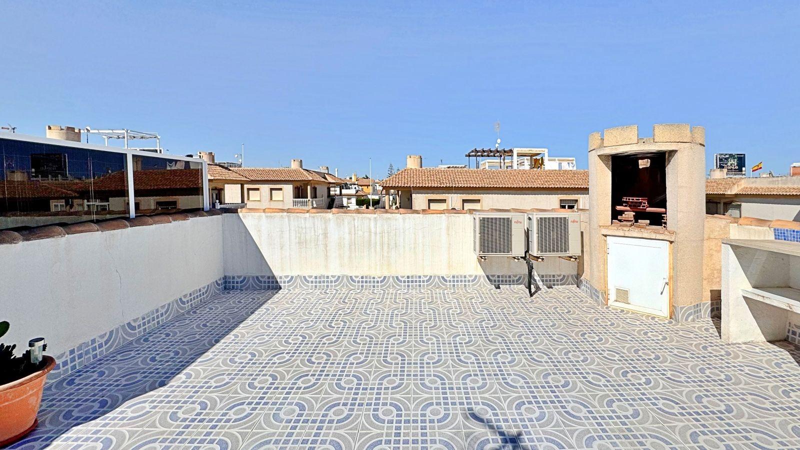 Bungalow en La Zenia, Alicante, España 2 dormitorios, 64 m2 No. 165714