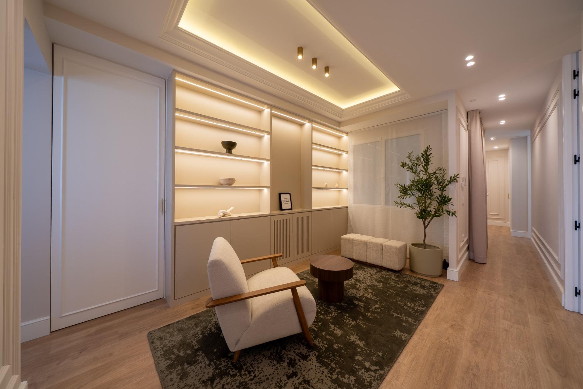 Huoneisto Madrid, Espanja 2 makuuhuonetta, 121 m2 No. 165716
