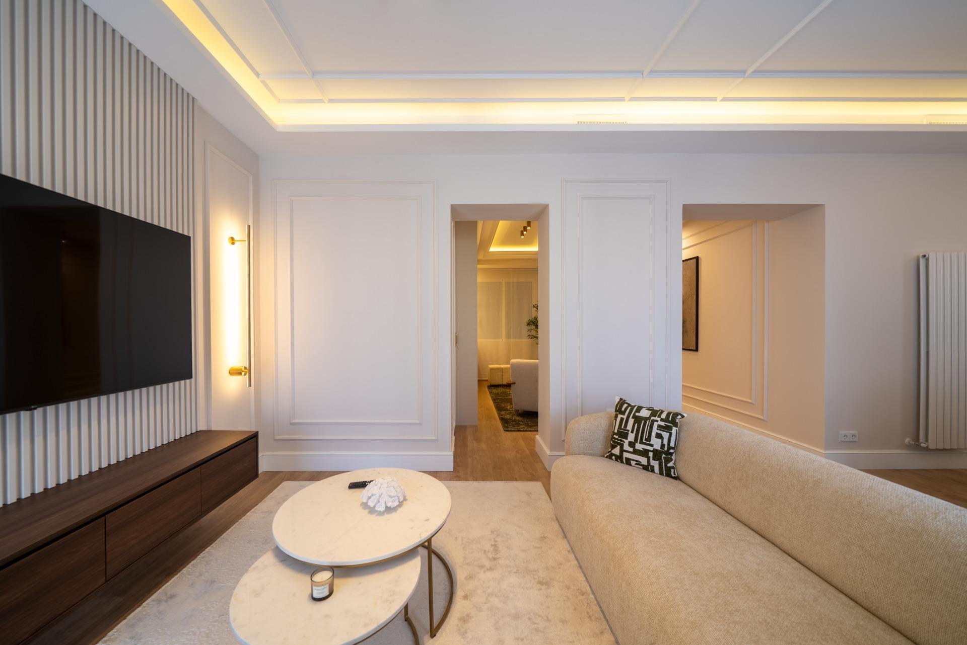 Huoneisto Madrid, Espanja 2 makuuhuonetta, 121 m2 No. 165716