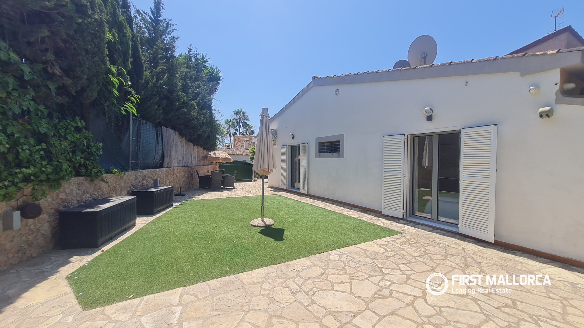 Villa in Palmanova, Mallorca, Spain 3 bedrooms, 85 sq.m. No. 177581