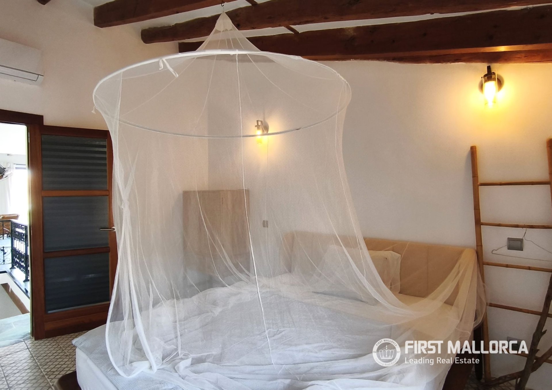 Townhouse in Llucmajor, Mallorca, Spain 3 bedrooms, 248 sq.m. No. 177582