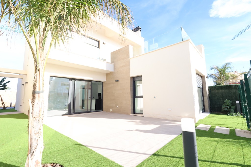 Villa in Los Alcazares, Murcia, Spain 3 bedrooms, 122 sq.m. No. 145286