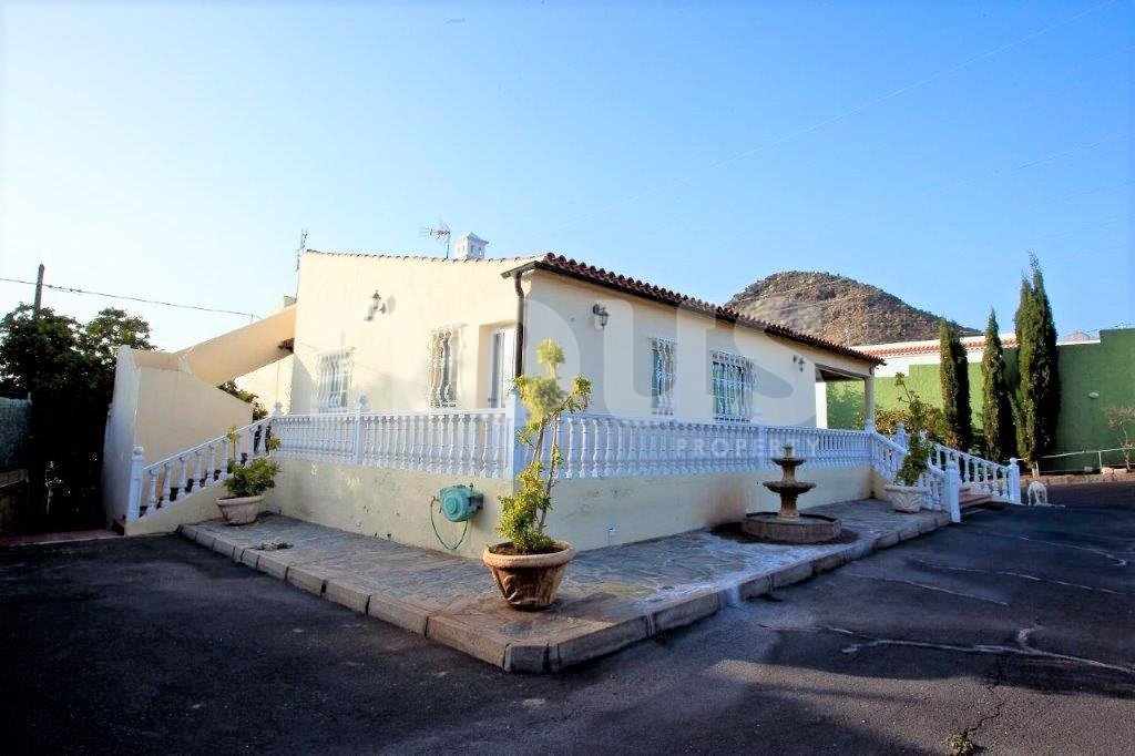 Villa à La Parque Reina, Tenerife, Espagne 4 chambres, 287 m2 No. 102926