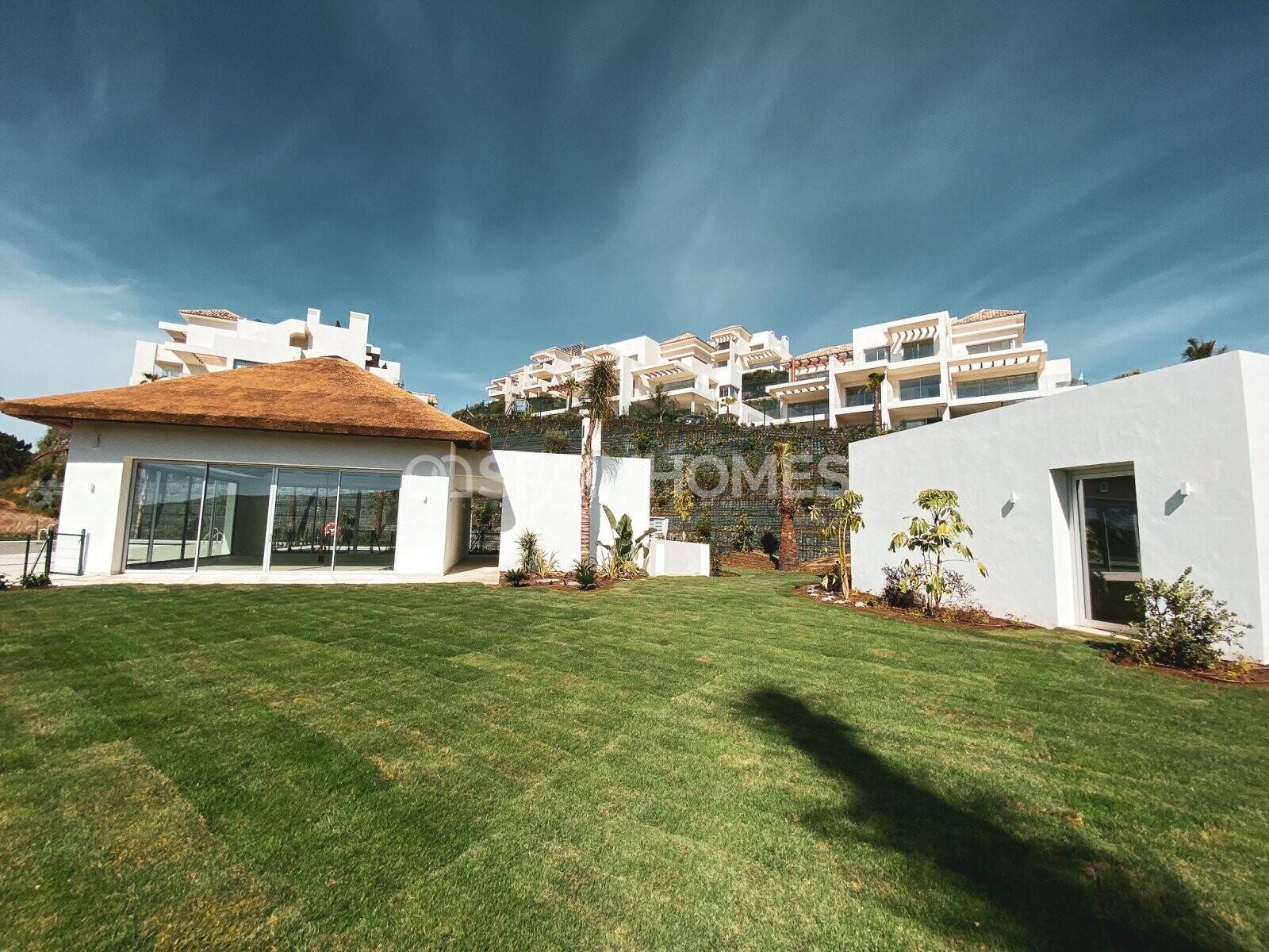 Apartment in Benahavis, Malaga, Spain 4 bedrooms, 226 sq.m. No. 97528