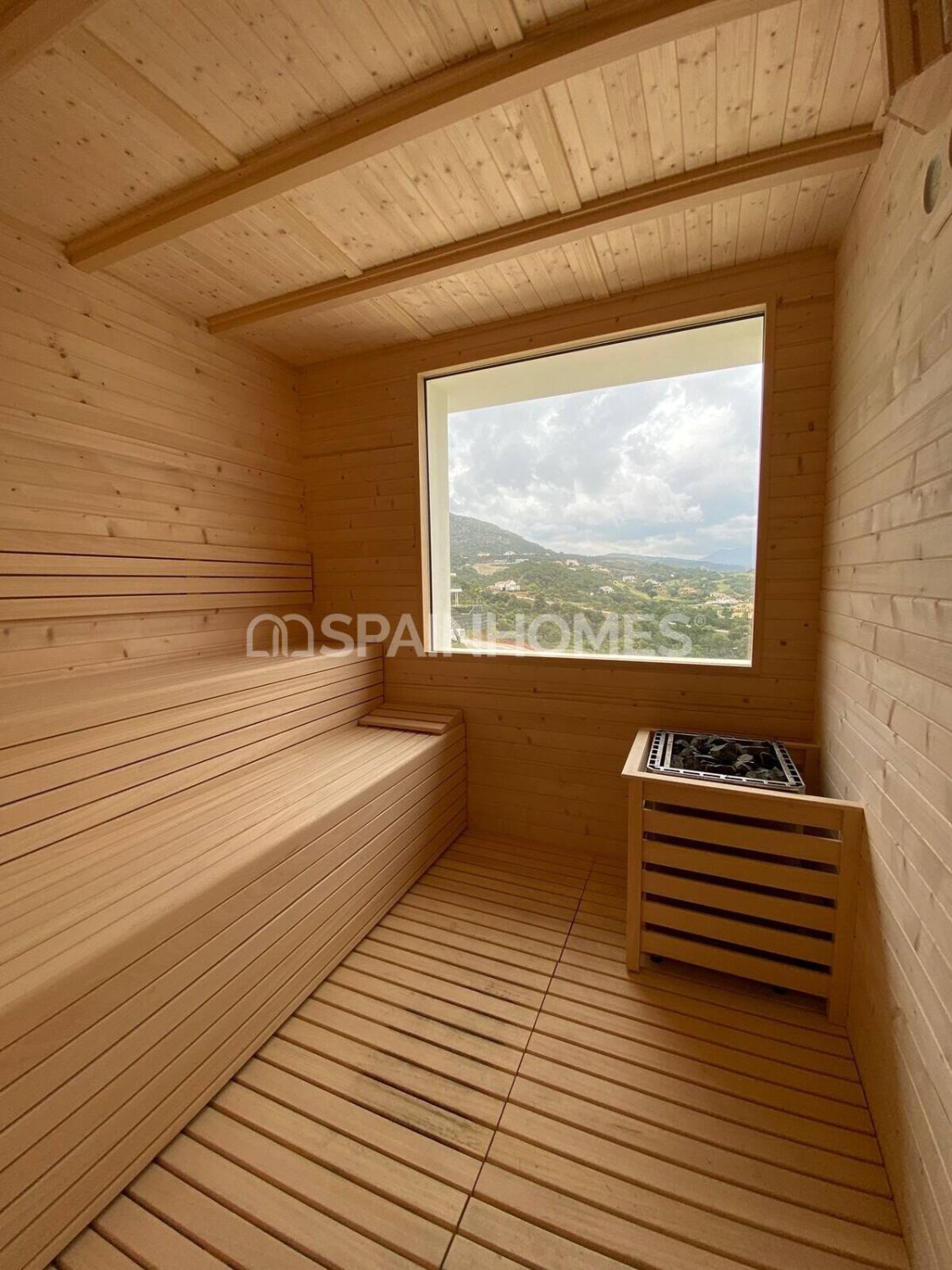 Apartment in Benahavis, Malaga, Spain 4 bedrooms, 226 sq.m. No. 97528