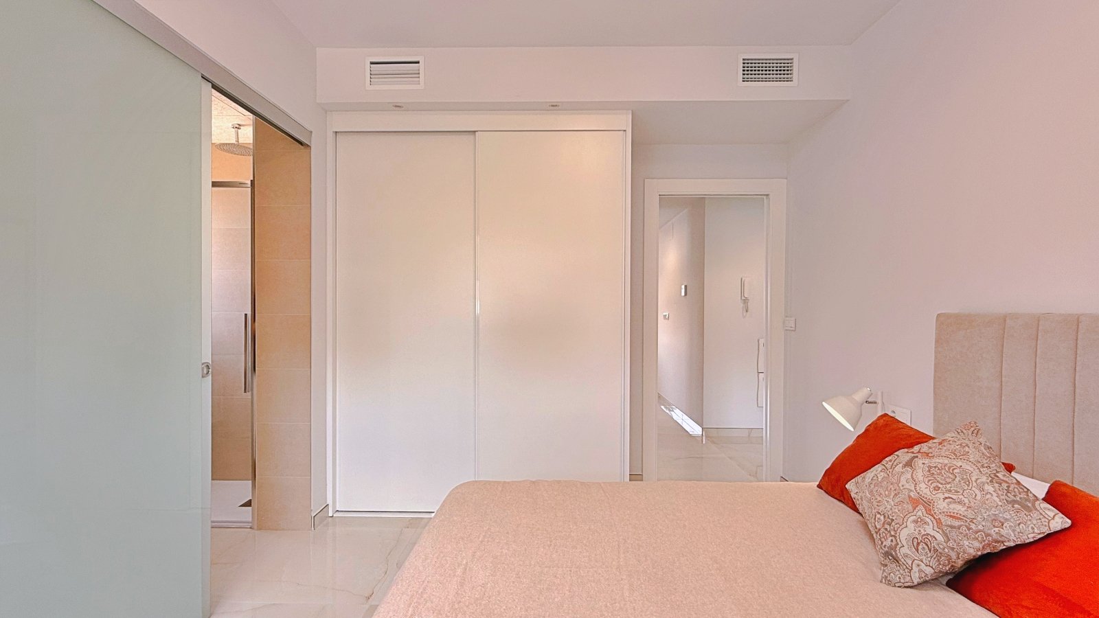 Apartment in Orihuela, Alicante, Spain 2 bedrooms, 83 sq.m. No. 190236