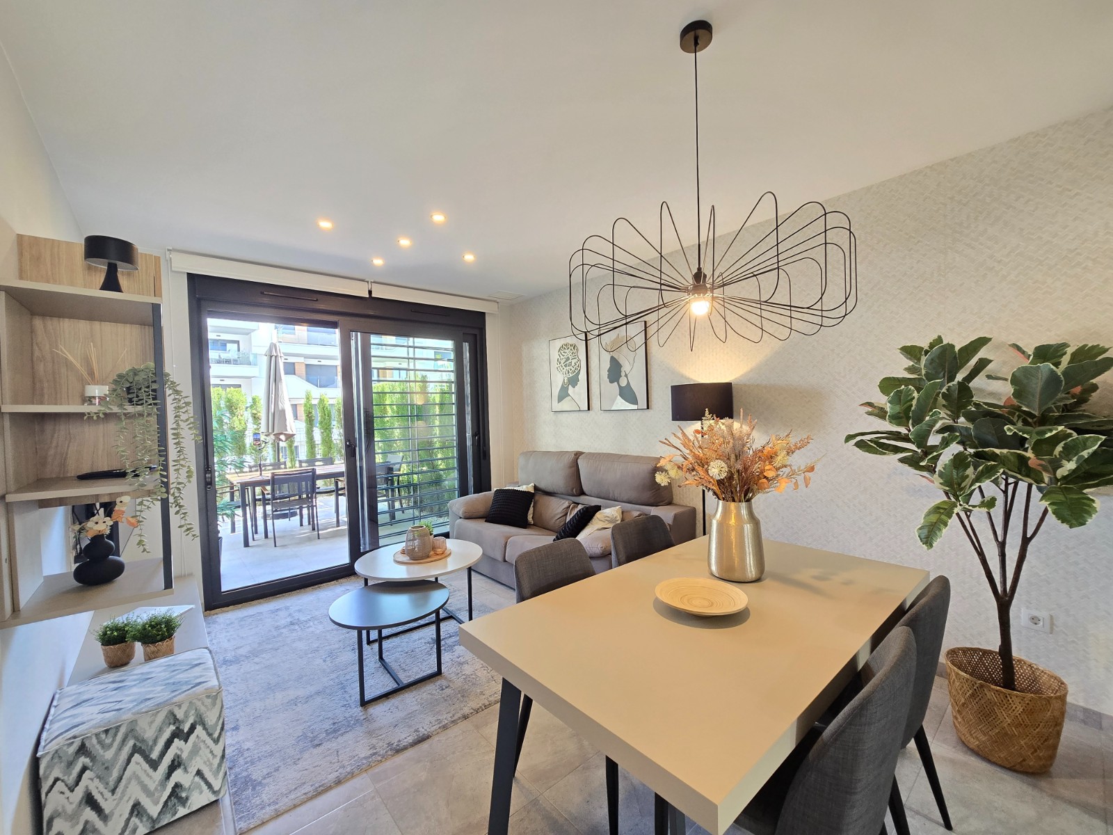 Apartment in Alicante, Spain 2 bedrooms, 68 sq.m. No. 190285