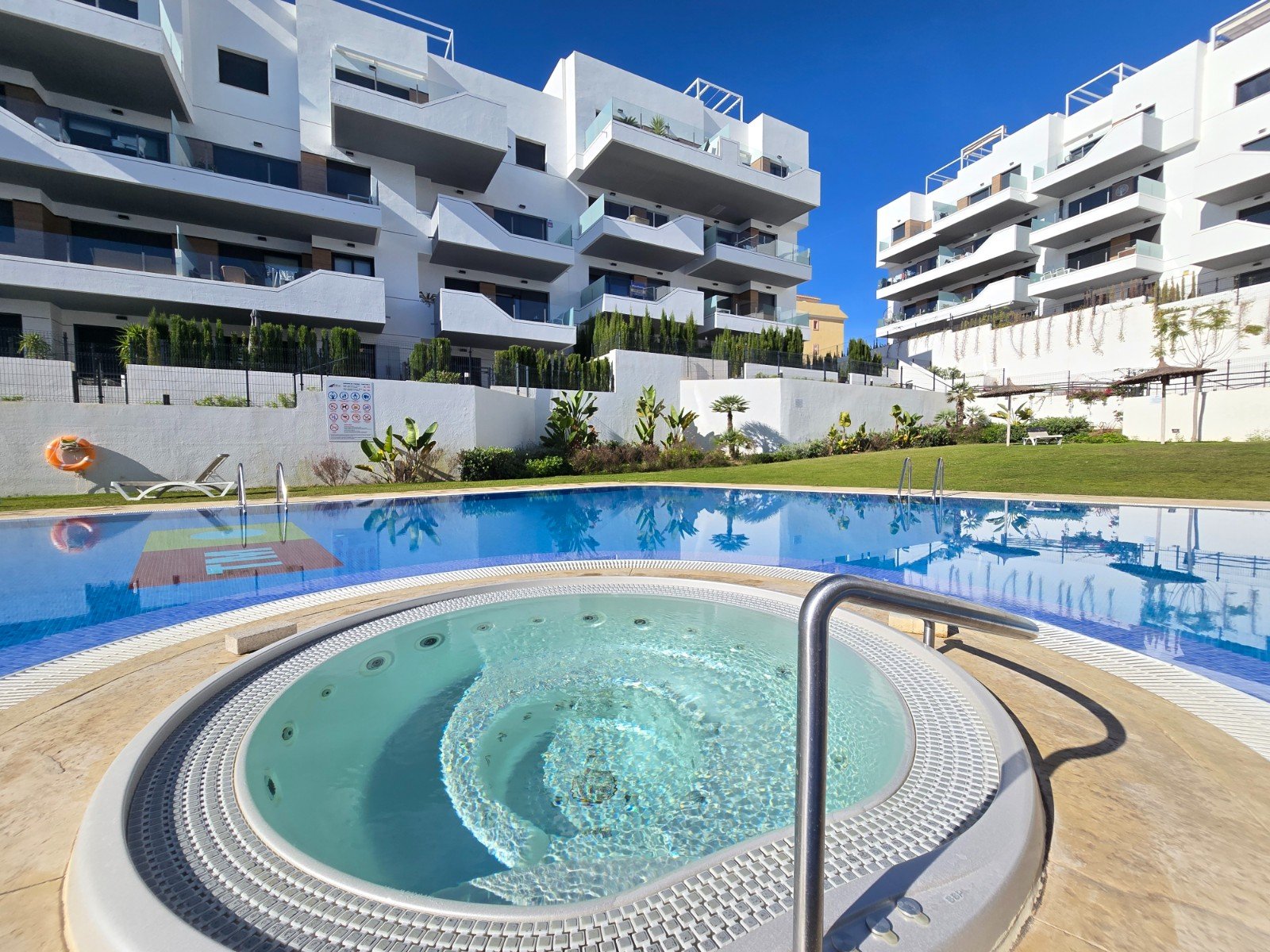 Apartment in Alicante, Spain 2 bedrooms, 68 sq.m. No. 190285