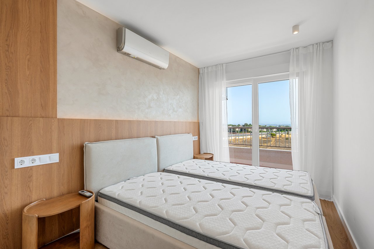 Apartamento en Punta Prima, Alicante, España 2 dormitorios, 70 m2 No. 190284