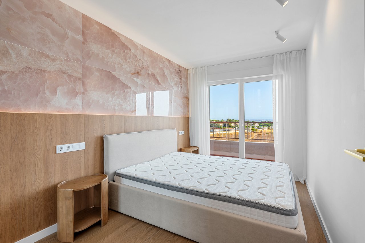 Apartamento en Punta Prima, Alicante, España 2 dormitorios, 70 m2 No. 190284