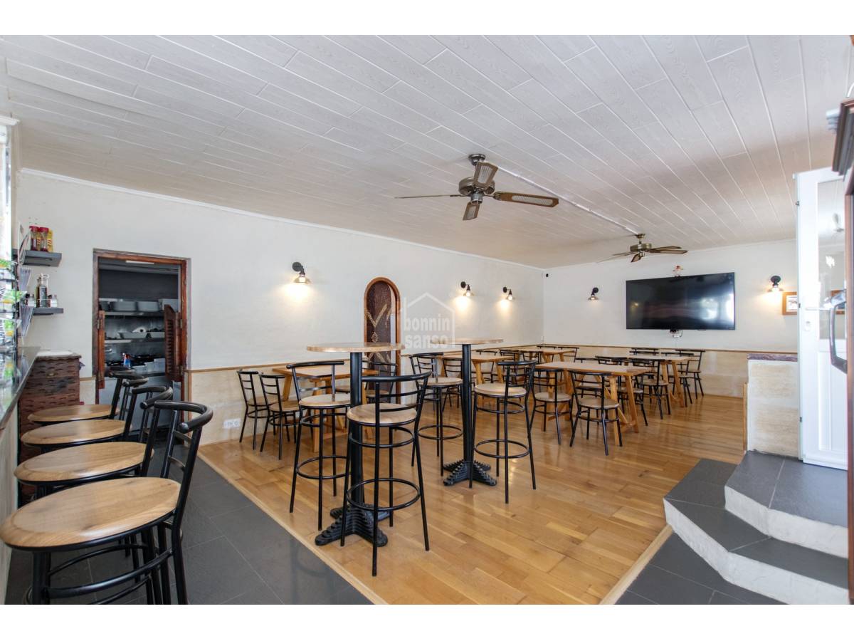 Kafejnīca / restorāns Es Castell, Menorca, Spānijā 68 m2 Nr. 141428