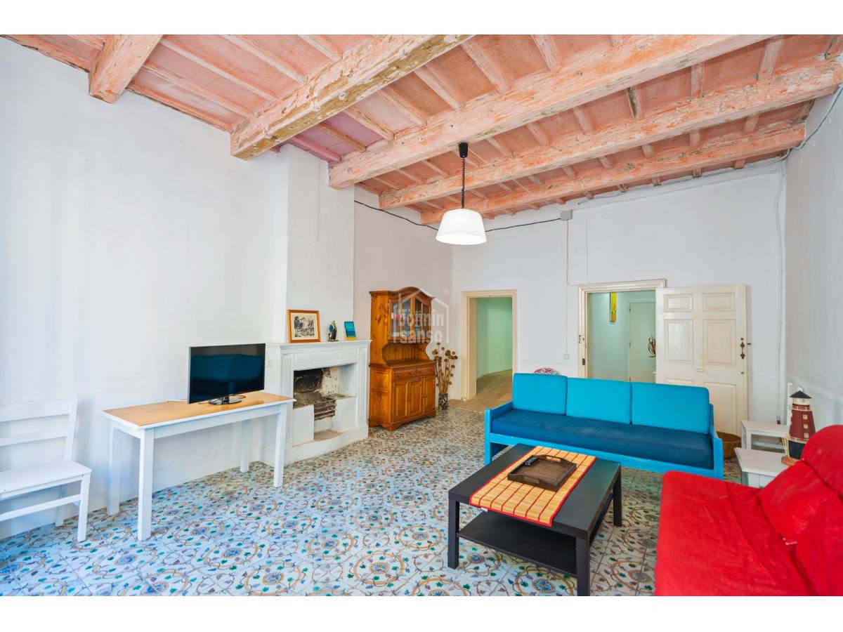 Radhus i Mahon, Menorca, Spanien 5 sovrum, 274 kvm. Nr. 141427