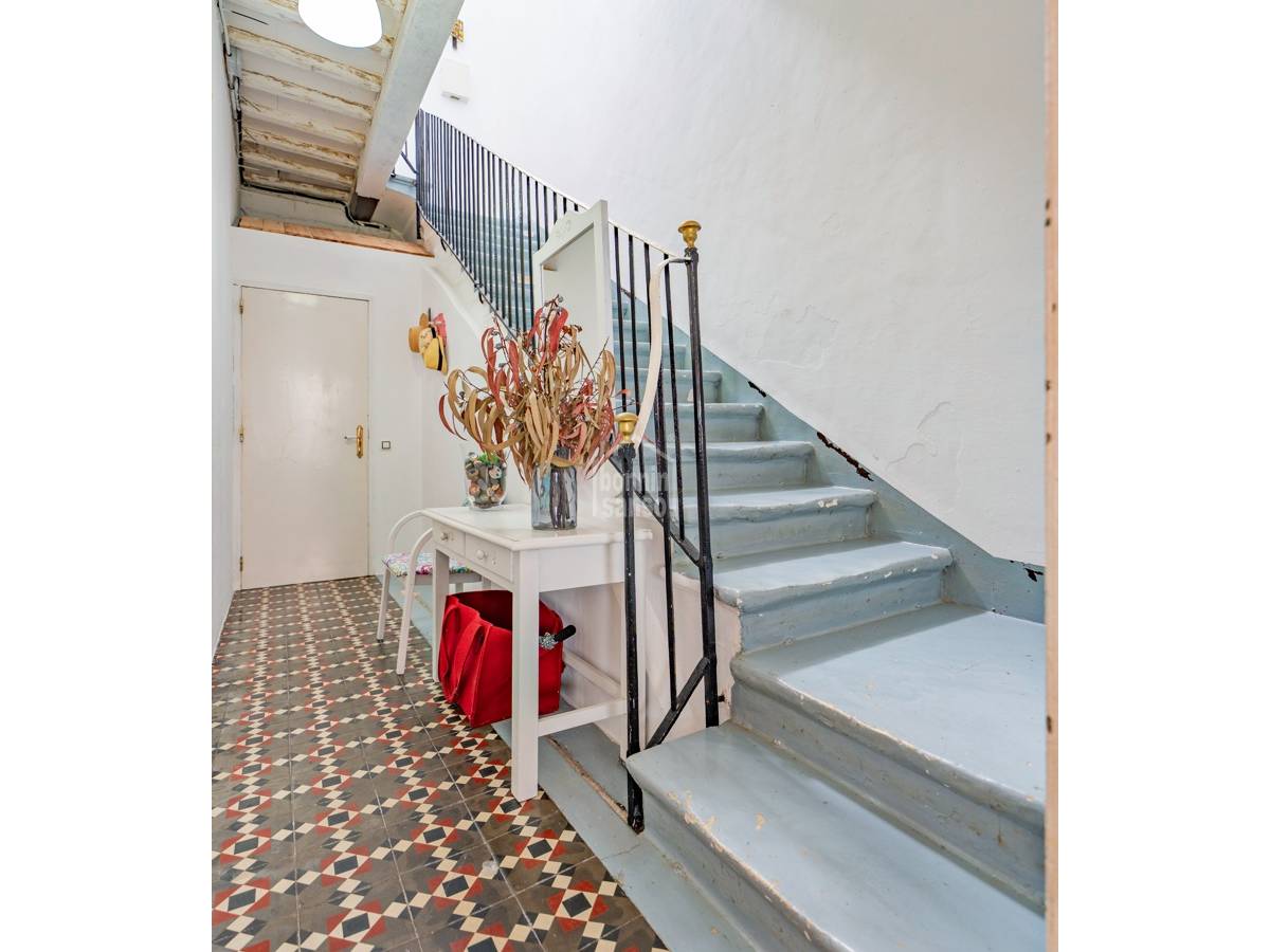 Radhus i Mahon, Menorca, Spanien 5 sovrum, 274 kvm. Nr. 141427