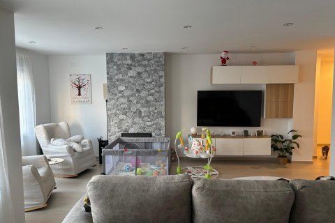 Apartment in Torrevieja, Alicante, Spain 3 bedrooms, 150 sq.m. No. 115687