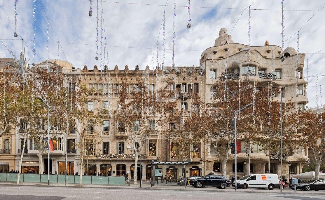 Apartamento en Barcelona, España 5 dormitorios, 320 m2 No. 159746