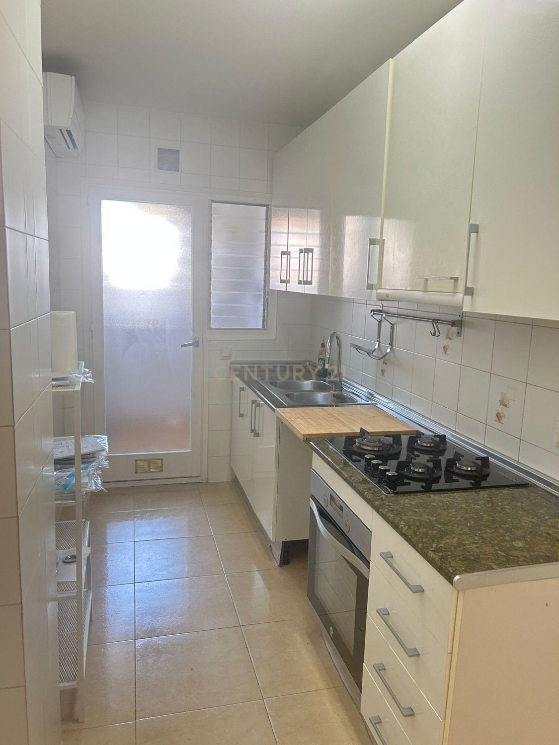 Apartament w Sitges, Barcelona, Hiszpania 4 sypialnie, 107 mkw. nr 177852